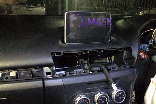ถอดหน้าวิทยุ เพิ่มกล้องมองหลัง NEW MAZDA 3
