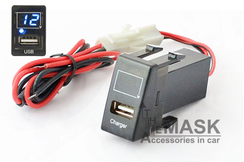 USB ชาร์จ + วัดโวลท์ D-MAX COLORADO